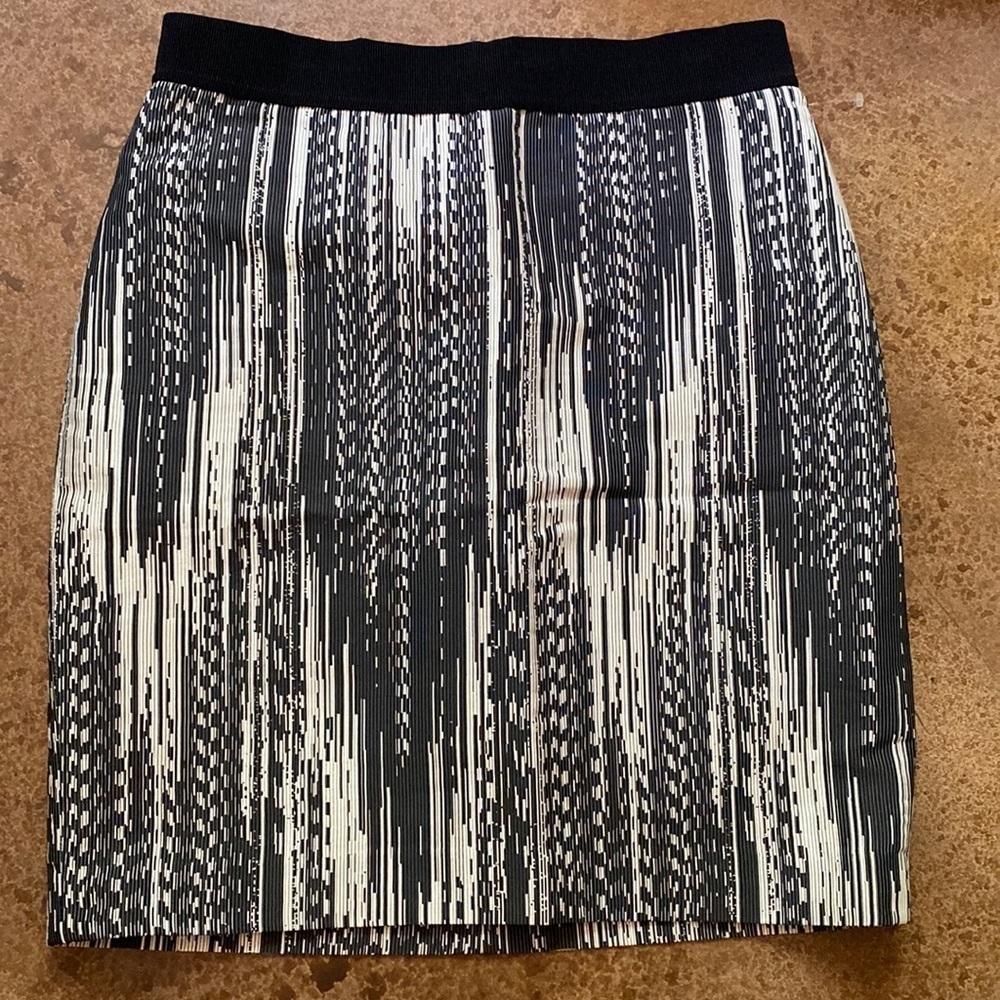 ANN Taylor ribbed abstract tapestry lined mini skirt